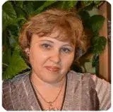 Jessica M. from New York holding SumatraTonic